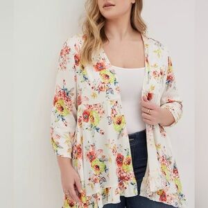 Torrid Ivory Floral Ruffle Hem Kimono 2X 16733888 16733884
